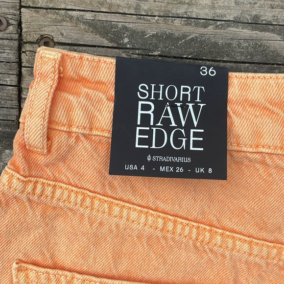 NWT Stradivarius Short Raw Edge Denim Jean Shorts - Picture 6 of 9